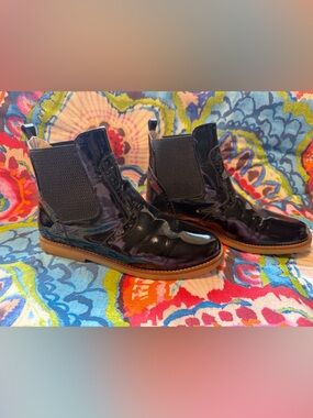 Elephantito Black Patent Chelsea Boots